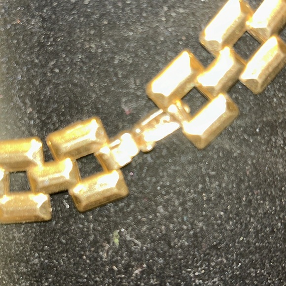 Vintage Avon Chunky Chain Necklace Tile gold link AVON gold tone 18" - Picture 11 of 13